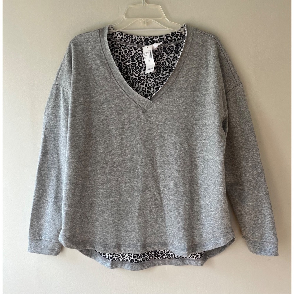 Cable n Gauge Sz M Gray Sweatshirt Soft Fleece Stretch Pullover V Neck